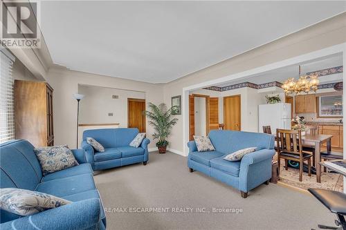 122 Rainbow Drive, Hamilton (Corman), ON - Indoor Photo Showing Living Room