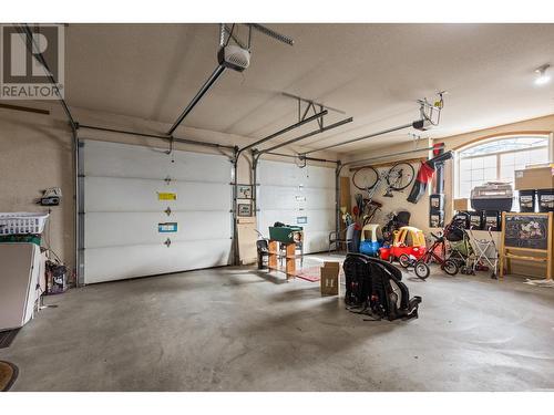 3373 Merlot Way, West Kelowna, BC - Indoor Photo Showing Garage