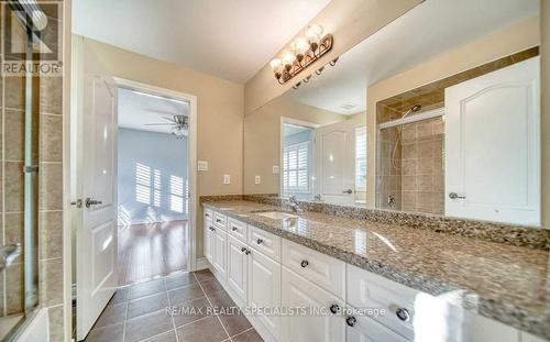 2239 Devonshire Crescent, Oakville, ON - Indoor Photo Showing Bathroom