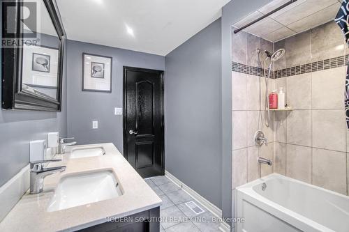 344 Ellwood Drive W, Caledon (Bolton West), ON - Indoor Photo Showing Bathroom