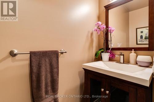 463 Wicklow Road, Burlington (Shoreacres), ON - Indoor Photo Showing Bathroom