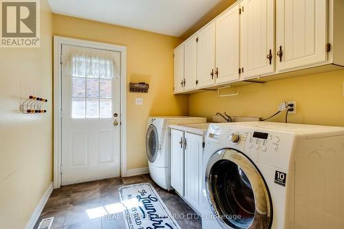 463 Wicklow Road, Burlington (Shoreacres), ON - Indoor Photo Showing Laundry Room