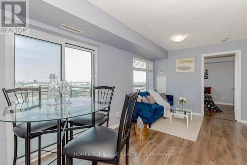 1710 - 215 Queen Street E, Brampton (Queen Street Corridor), ON - Indoor Photo Showing Dining Room