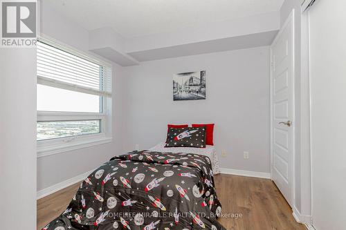 1710 - 215 Queen Street E, Brampton, ON - Indoor Photo Showing Bedroom