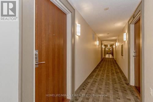 1710 - 215 Queen Street E, Brampton, ON - Indoor Photo Showing Other Room