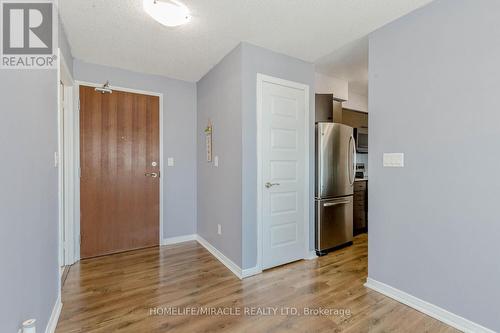 1710 - 215 Queen Street E, Brampton, ON - Indoor Photo Showing Other Room