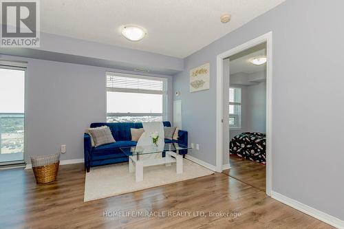 1710 - 215 Queen Street E, Brampton, ON - Indoor