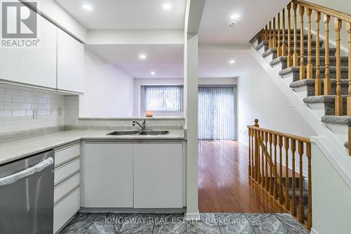 11 - 2920 Headon Forest Drive, Burlington (Headon), ON - Indoor Photo Showing Kitchen With Double Sink