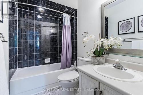 8 - 2880 Headon Forest Drive, Burlington (Headon), ON - Indoor Photo Showing Bathroom