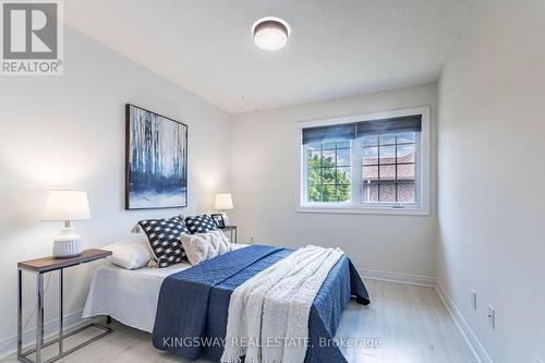 8 - 2880 Headon Forest Drive, Burlington (Headon), ON - Indoor Photo Showing Bedroom