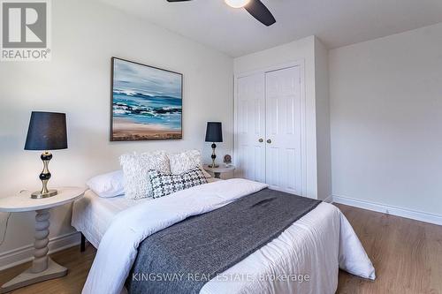 8 - 2880 Headon Forest Drive, Burlington (Headon), ON - Indoor Photo Showing Bedroom