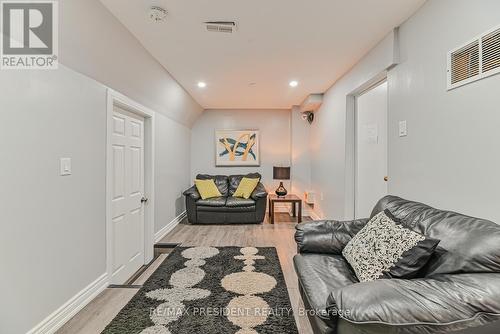 11 - 11 Pierpont Place, Mississauga (Meadowvale), ON - Indoor