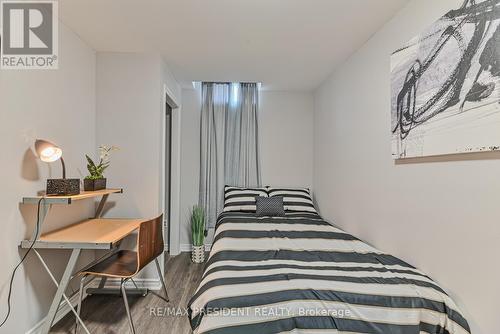 11 - 11 Pierpont Place, Mississauga, ON - Indoor Photo Showing Bedroom