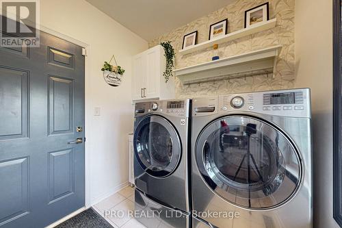 78 Cedarville Drive, Hamilton, ON - Indoor Photo Showing Laundry Room