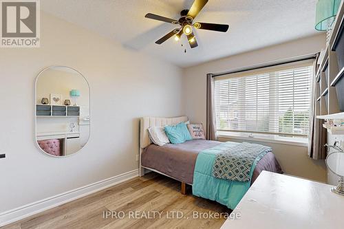 78 Cedarville Drive, Hamilton (Stoney Creek Mountain), ON - Indoor Photo Showing Bedroom