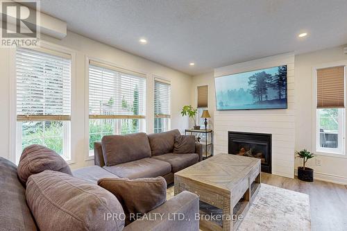 78 Cedarville Drive, Hamilton, ON - Indoor Photo Showing Living Room With Fireplace