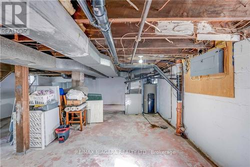 5371 Huron Street, Niagara Falls, ON - Indoor Photo Showing Basement