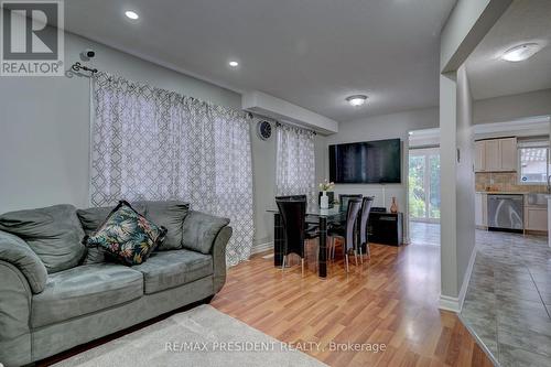 351 Rutherford Road N, Brampton (Madoc), ON - Indoor Photo Showing Living Room