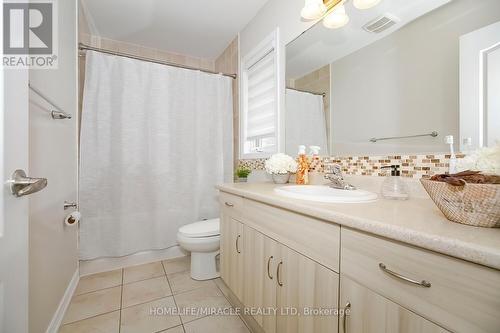 151 Robert Parkinson Drive, Brampton (Northwest Brampton), ON - Indoor Photo Showing Bathroom