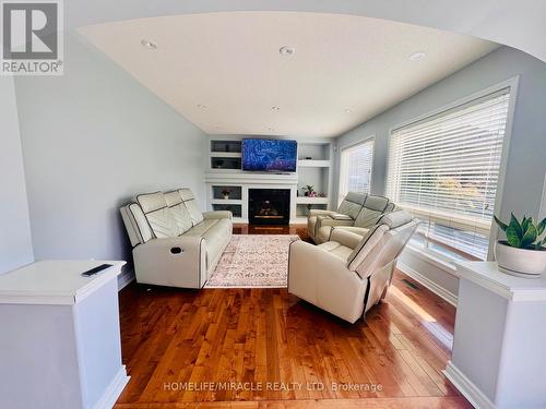 6 Mistybrook Crescent, Brampton (Fletcher'S Meadow), ON - Indoor Photo Showing Living Room With Fireplace