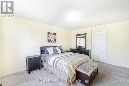 7 Blairwood Court, Brampton, ON - Indoor Photo Showing Bedroom