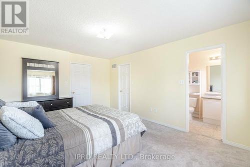 7 Blairwood Court, Brampton (Vales Of Castlemore), ON - Indoor Photo Showing Bedroom