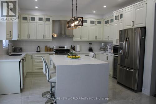 4617 Simmons Road W, Burlington (Alton), ON - Indoor Photo Showing Kitchen