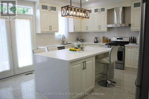 4617 Simmons Road W, Burlington (Alton), ON - Indoor Photo Showing Kitchen