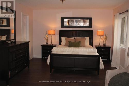 4617 Simmons Road W, Burlington (Alton), ON - Indoor Photo Showing Bedroom