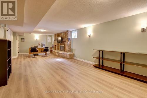 2542 King Richards Place, Mississauga (Sheridan), ON - Indoor