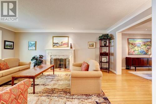 2542 King Richards Place, Mississauga (Sheridan), ON - Indoor Photo Showing Living Room With Fireplace