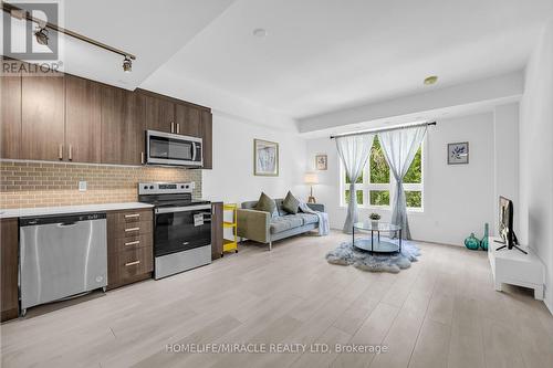 7 - 4025 Hickory Drive, Mississauga, ON - Indoor Photo Showing Kitchen With Stainless Steel Kitchen