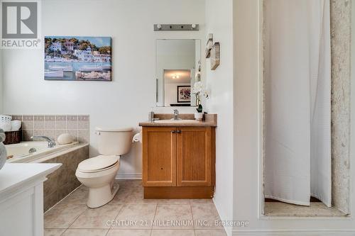 2287 Saddlecreek Crescent, Oakville (West Oak Trails), ON - Indoor Photo Showing Bathroom