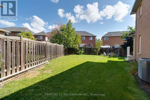 2287 Saddlecreek Crescent, Oakville (West Oak Trails), ON - Outdoor With Backyard