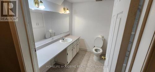 281 Centre Street N, Brampton, ON - Indoor Photo Showing Bathroom