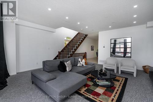 103 John Street, Halton Hills, ON - Indoor Photo Showing Living Room