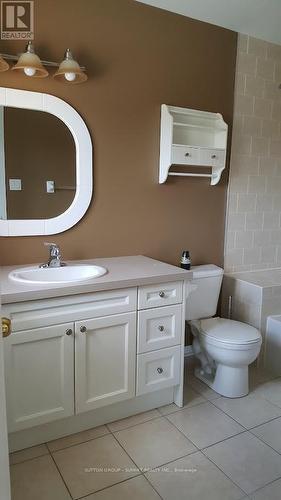 103 John Street, Halton Hills (Georgetown), ON - Indoor Photo Showing Bathroom