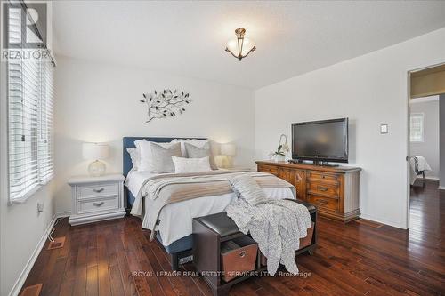 2 - 2360 Parkhaven Boulevard, Oakville (Uptown Core), ON - Indoor Photo Showing Bedroom