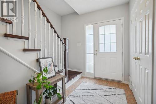 2 - 2360 Parkhaven Boulevard, Oakville, ON - Indoor Photo Showing Other Room