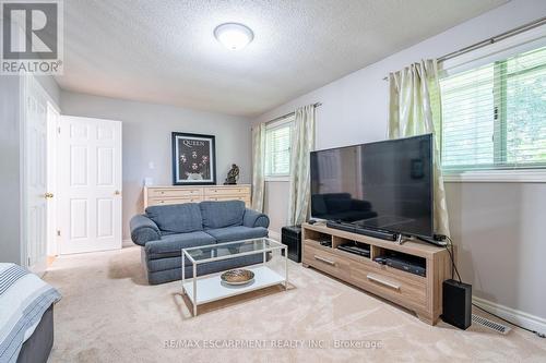 2159 Britannia Road, Burlington, ON - Indoor Photo Showing Living Room