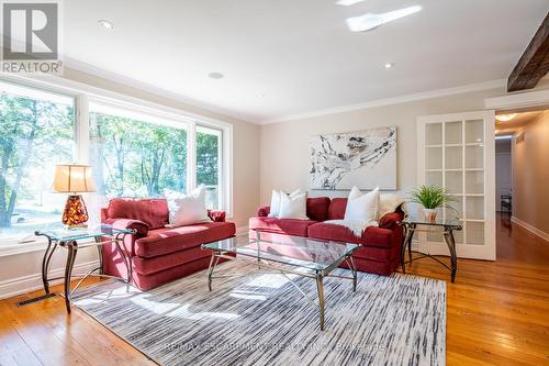 2159 Britannia Road, Burlington, ON - Indoor Photo Showing Living Room