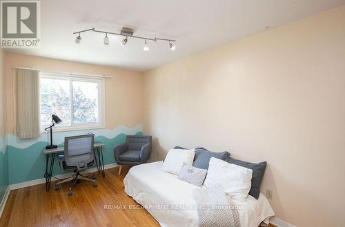 1431 Lewisham Drive, Mississauga (Clarkson), ON - Indoor Photo Showing Bedroom