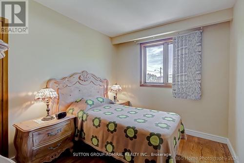 2 Romfield Drive, Toronto (York University Heights), ON - Indoor Photo Showing Bedroom