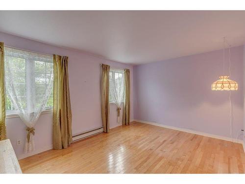 Master bedroom - 6602 Rue Des Cygnes, Laval (Sainte-Rose), QC - Indoor Photo Showing Other Room