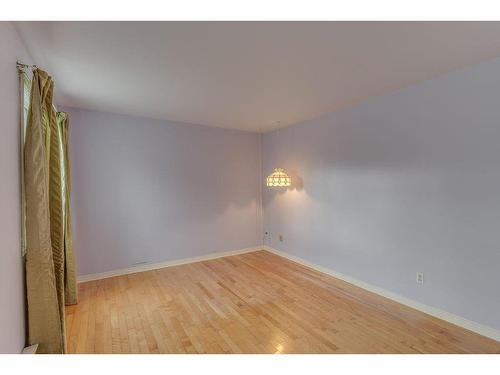 Master bedroom - 6602 Rue Des Cygnes, Laval (Sainte-Rose), QC - Indoor Photo Showing Other Room