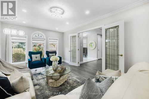 59 Dawnridge Trail, Brampton (Heart Lake West), ON - Indoor Photo Showing Living Room