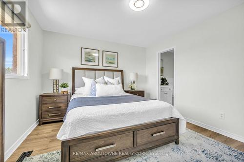 4659 Full Moon Circle, Mississauga (Hurontario), ON - Indoor Photo Showing Bedroom