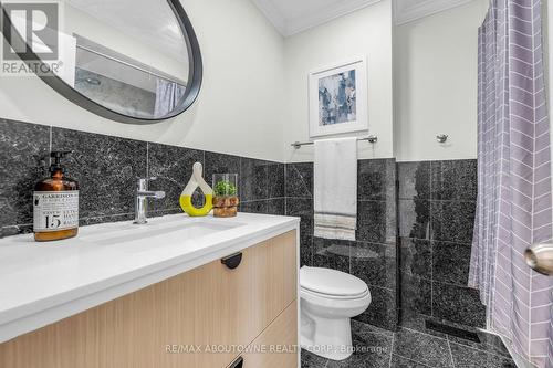 4659 Full Moon Circle, Mississauga (Hurontario), ON - Indoor Photo Showing Bathroom