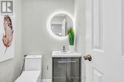 4659 Full Moon Circle, Mississauga (Hurontario), ON - Indoor Photo Showing Bathroom