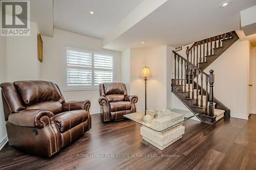 25 Rockman Crescent, Brampton, ON - Indoor Photo Showing Living Room